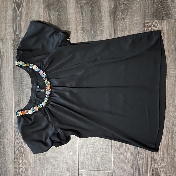 Sioni Tops - 🌷 Sioni beaded neck, silky Blouse 🌷
